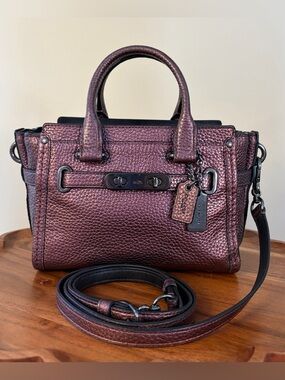 Coach Swagger 20 Carryall Metallic Cherry 35990 EUC